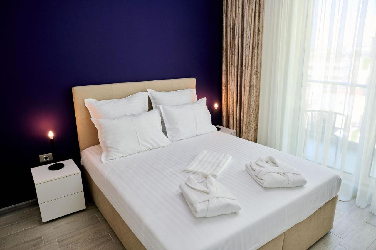 Seascape Apartment Spa N Pool Beach Resort Mamaia Exterior foto